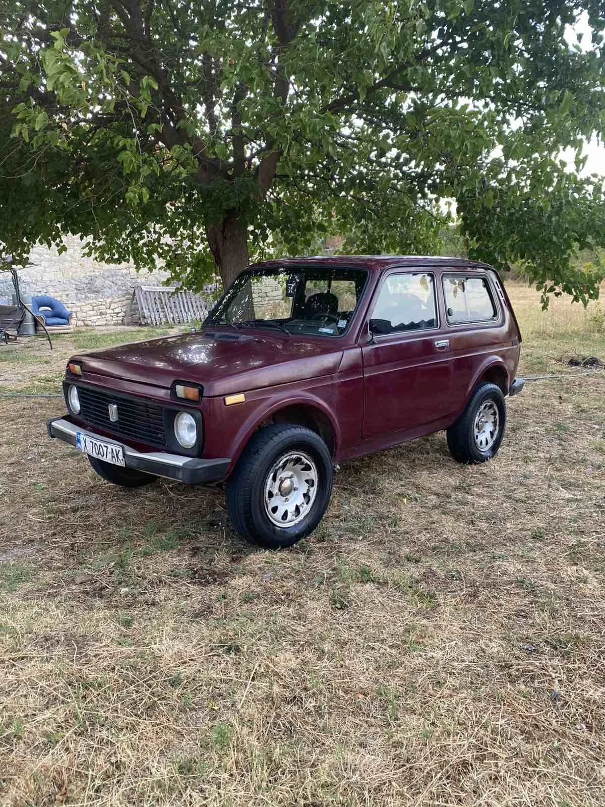 Lada Niva 4x4, снимка 3 - Автомобили и джипове - 54390119