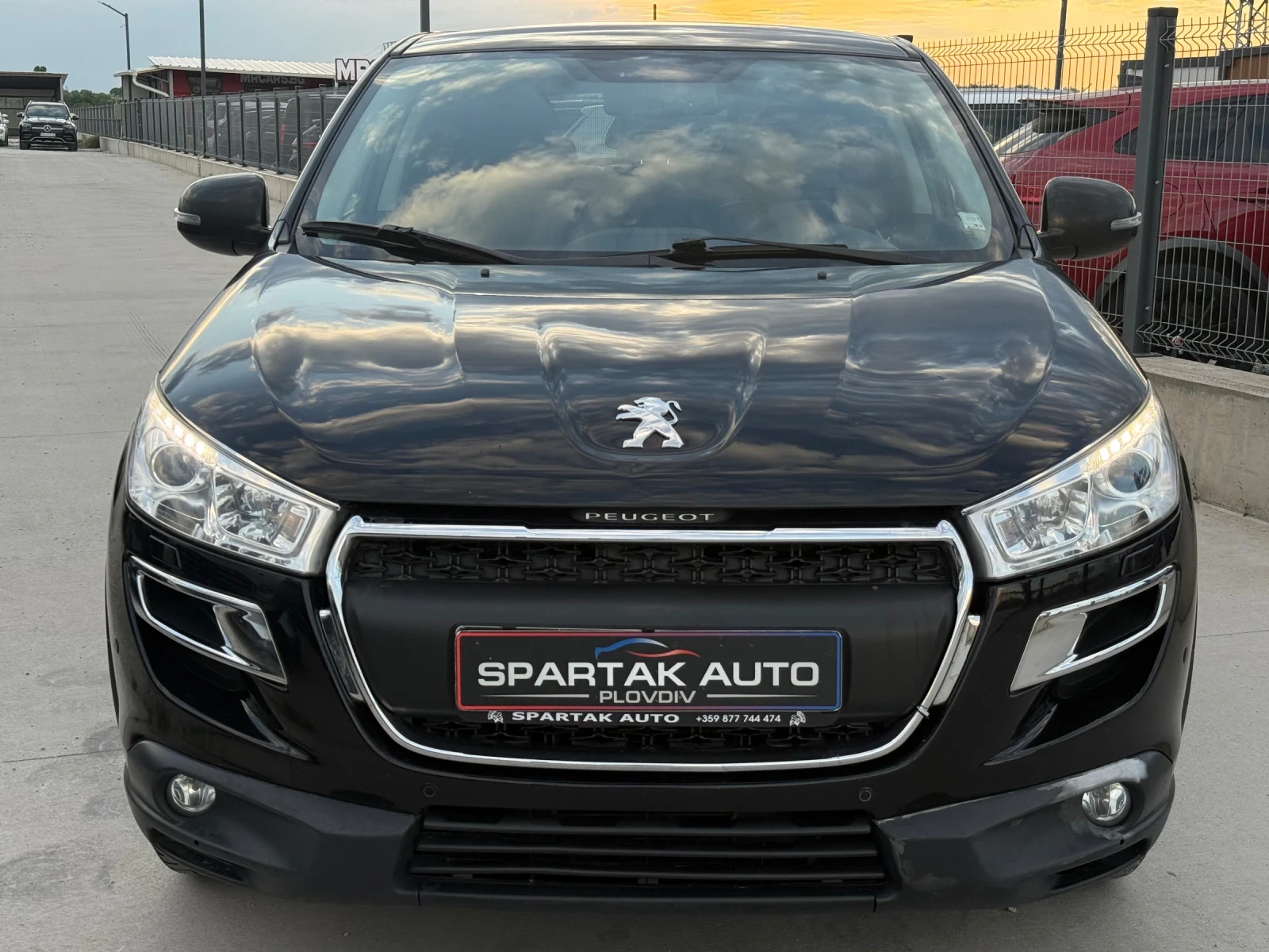 Peugeot 4008 1.6HDI* 2016г* 174.000КМ* Топ Състояние* , снимка 2 - Автомобили и джипове - 54795724