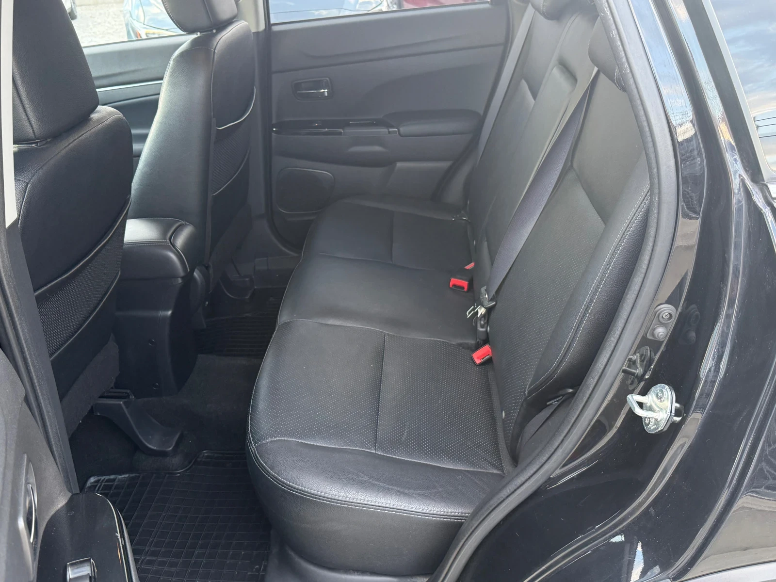 Peugeot 4008 1.6HDI* 2016г* 174.000КМ* Топ Състояние* , снимка 9 - Автомобили и джипове - 54795724