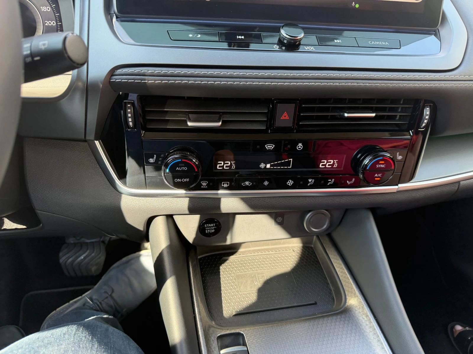 Nissan Qashqai N-Conecta, снимка 16 - Автомобили и джипове - 55062736