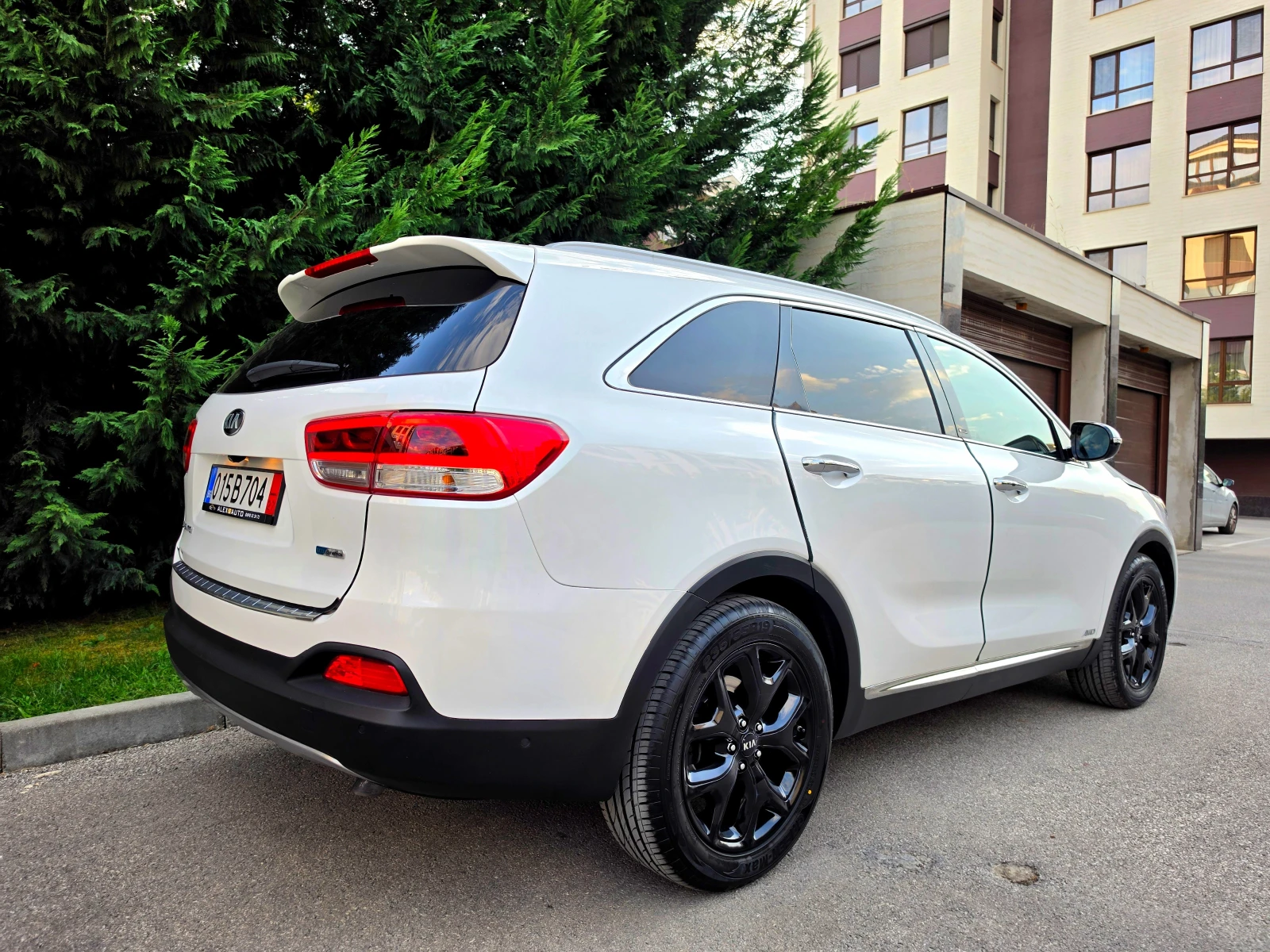 Kia Sorento 2.2 CRDI-PREMIUM -FULL, снимка 5 - Автомобили и джипове - 55590228