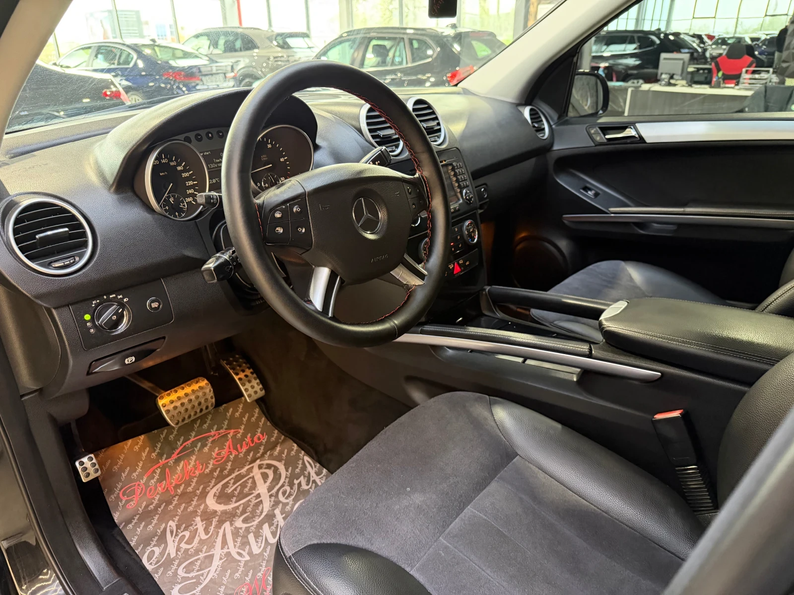 Mercedes-Benz ML 320 CDI , снимка 5 - Автомобили и джипове - 55987596