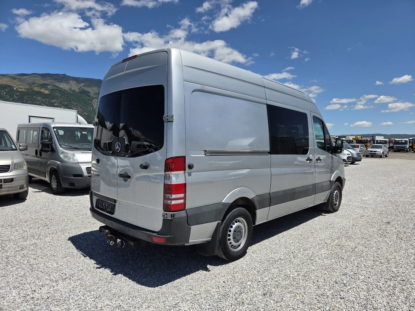 Mercedes-Benz Sprinter 318 3.0 V6 190PS full options - изображение 4