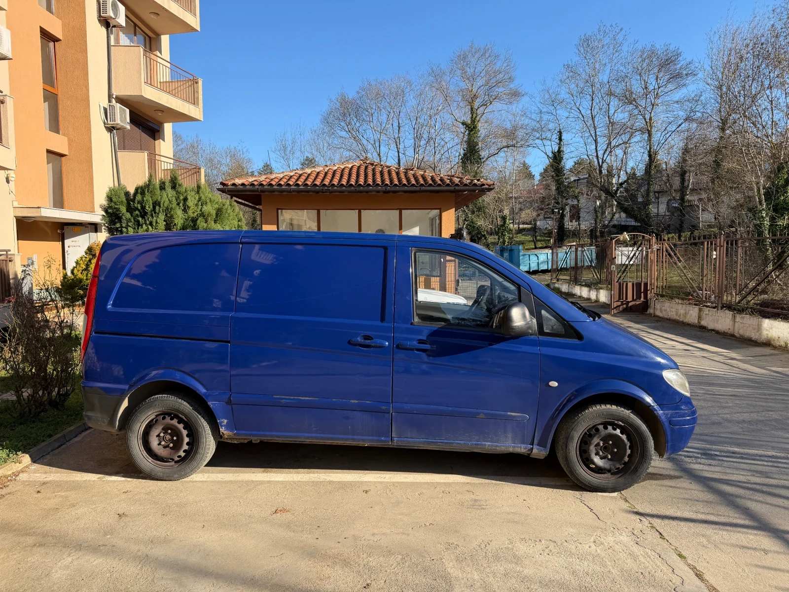Mercedes-Benz Vito 2.2CDI, снимка 4 - Бусове и автобуси - 53775419