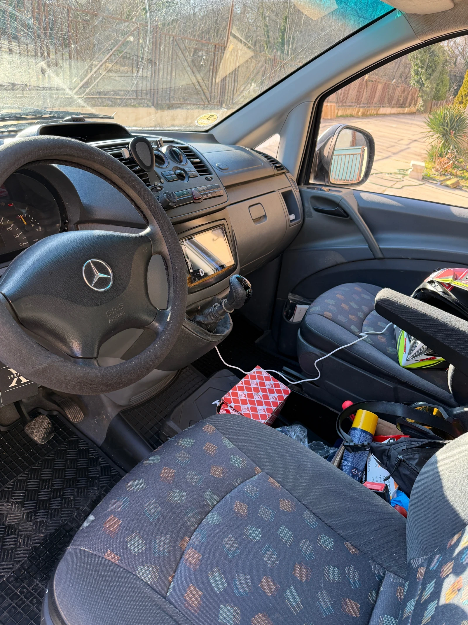 Mercedes-Benz Vito 2.2CDI, снимка 8 - Бусове и автобуси - 53775419