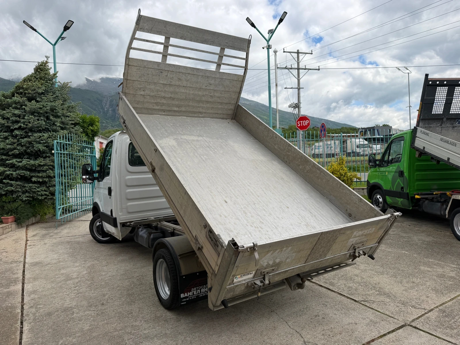 Iveco Daily 3.0HPI* 35C15* Тристранен самосвал* 3.20 метра кош, снимка 9 - Бусове и автобуси - 54491182