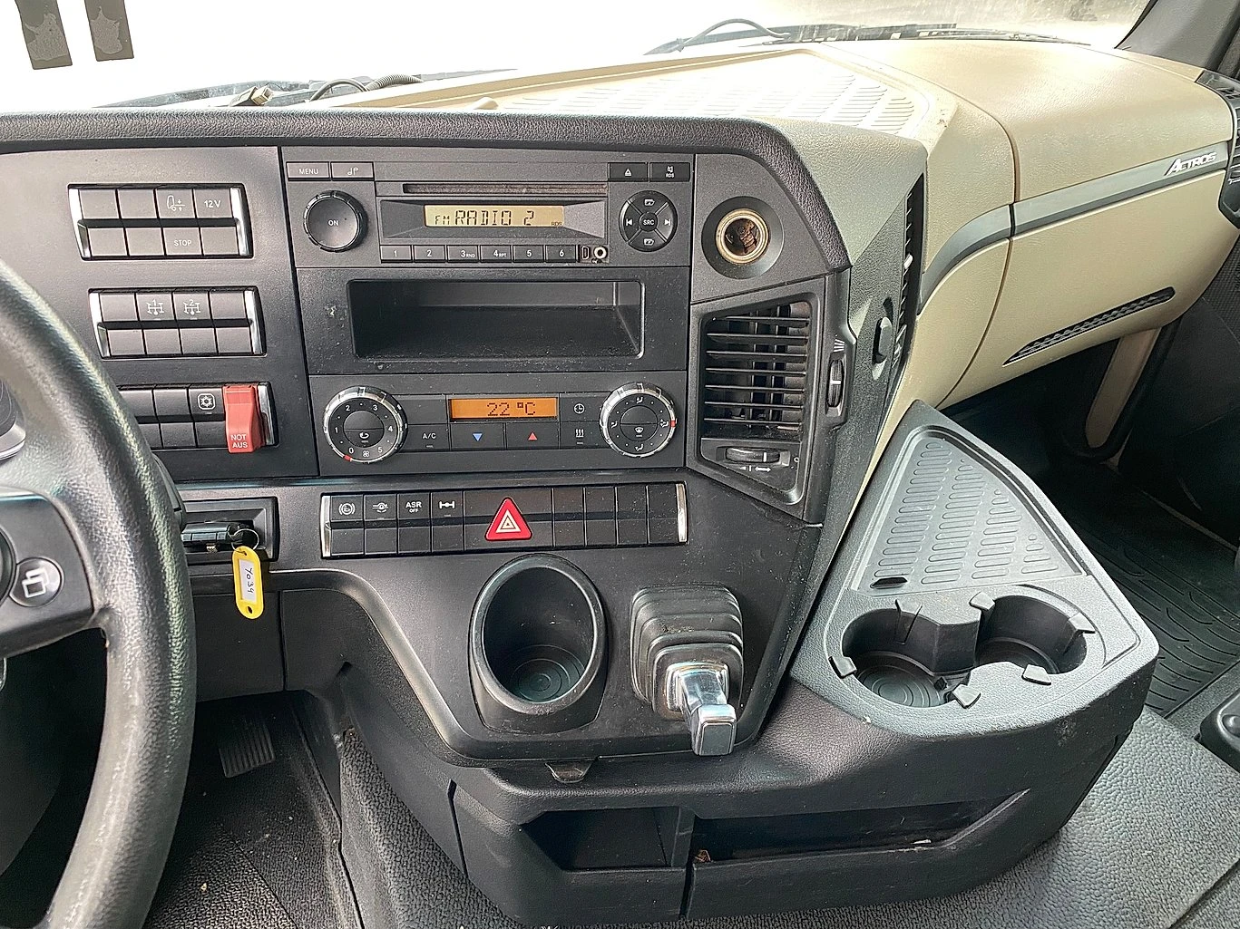 Mercedes-Benz Actros 1942  1943  | Mobile.bg   11