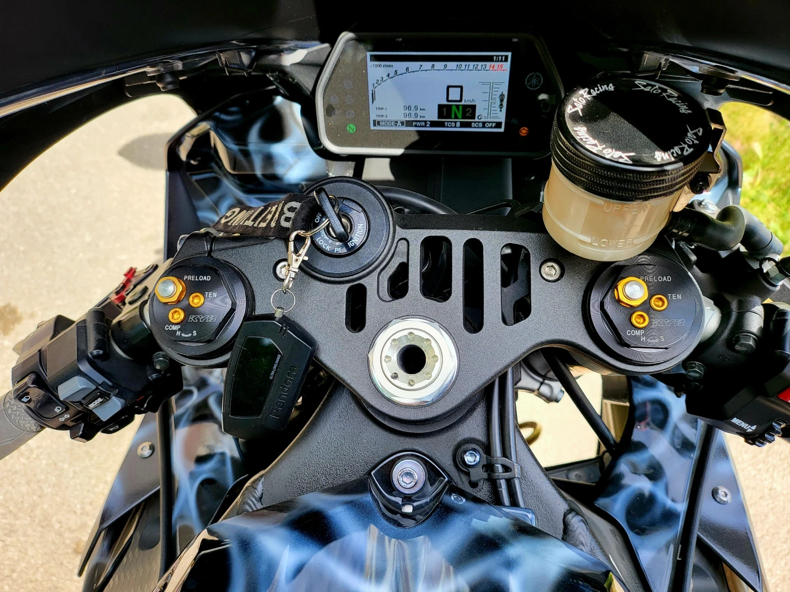 Yamaha YZF-R1 Custom dyno tuned, снимка 13 - Мотоциклети и мототехника - 54743827