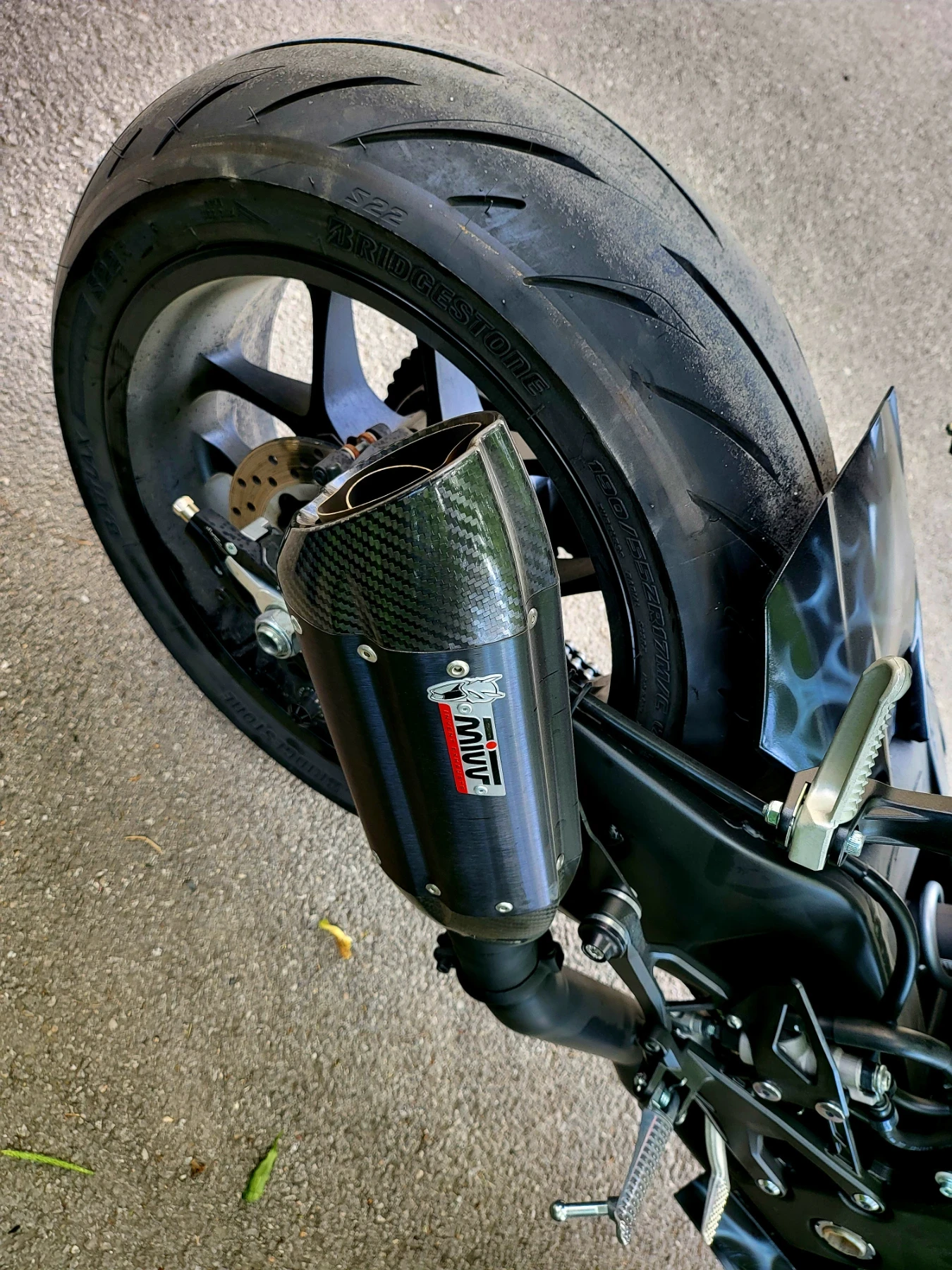 Yamaha YZF-R1 Custom dyno tuned, снимка 7 - Мотоциклети и мототехника - 54743827