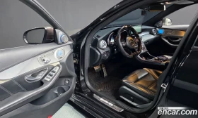 Mercedes-Benz C 63 AMG S, снимка 9