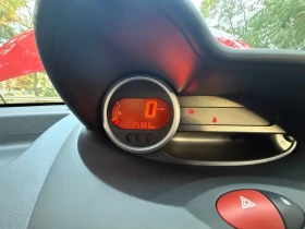 Renault Twingo 25, 500km като нова, снимка 12
