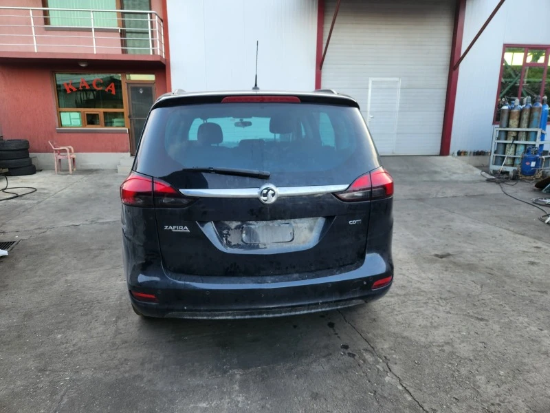 Opel Zafira 2.0cdti , снимка 4 - Автомобили и джипове - 41856325