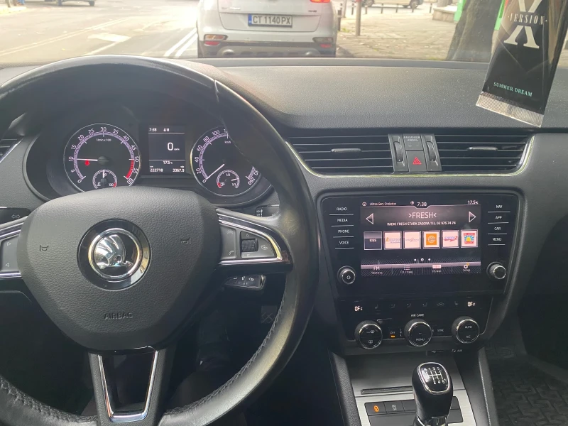 Skoda Octavia 2.0 STYLE, снимка 2 - Автомобили и джипове - 49093206