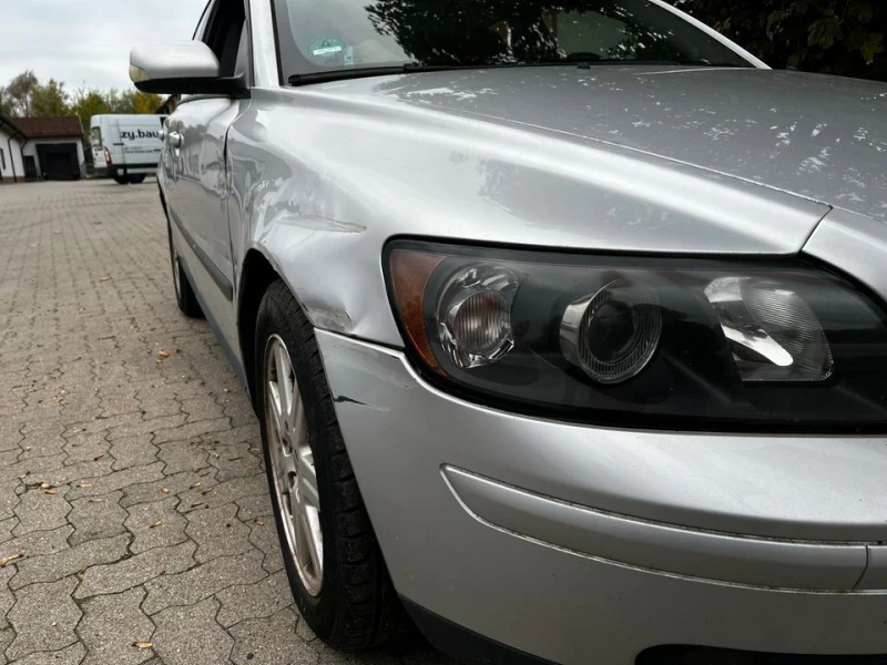 Volvo S40, снимка 3 - Автомобили и джипове - 47597722