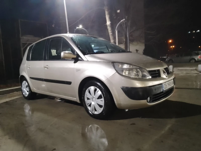 Renault Scenic, снимка 2 - Автомобили и джипове - 48236702