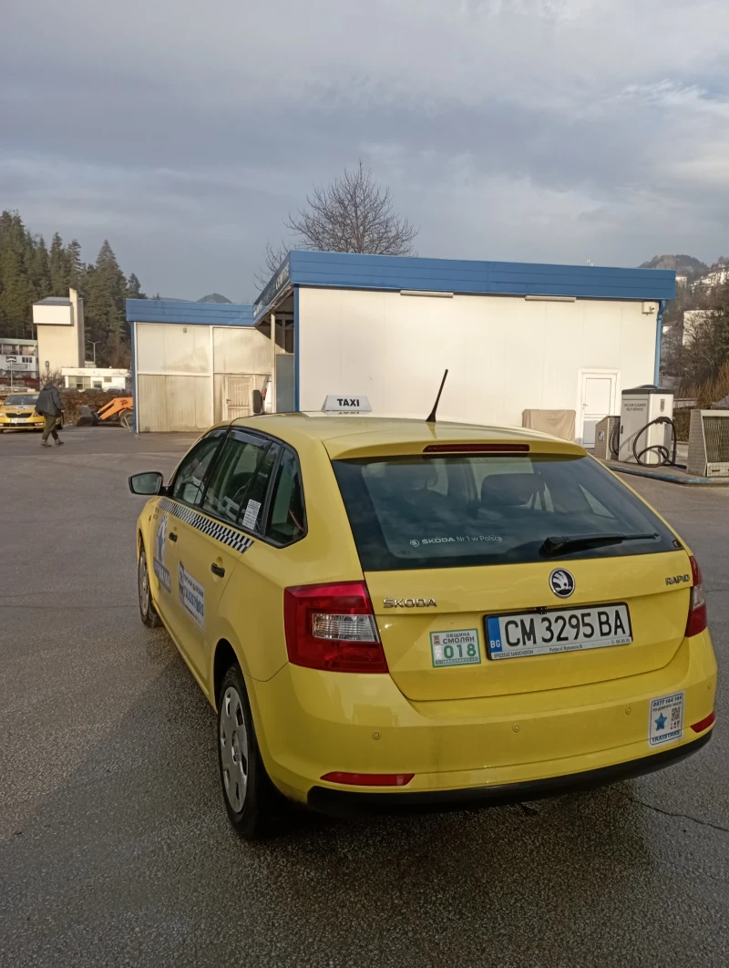 Skoda Rapid, снимка 3 - Автомобили и джипове - 48640650