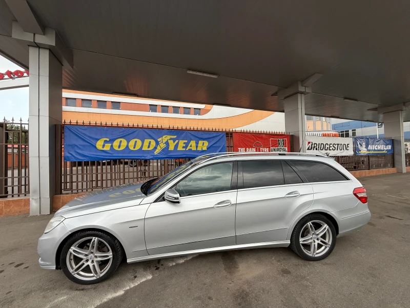 Mercedes-Benz E 220 W212* AMG* ПРОМО* ЦЕНА, снимка 2 - Автомобили и джипове - 50698942