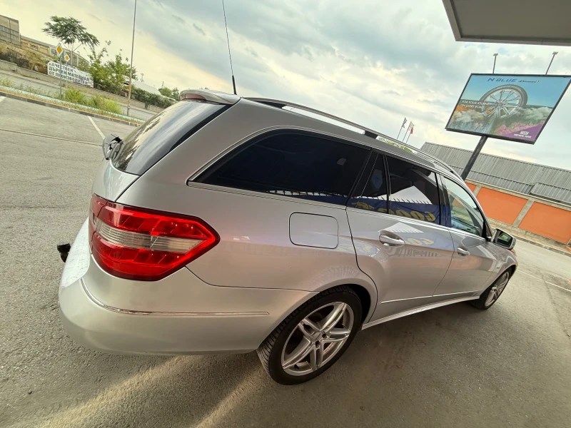 Mercedes-Benz E 220 W212* AMG* ПРОМО* ЦЕНА, снимка 5 - Автомобили и джипове - 50698942