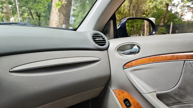 Mercedes-Benz CLK 320 LPG, снимка 7 - Автомобили и джипове - 52551770