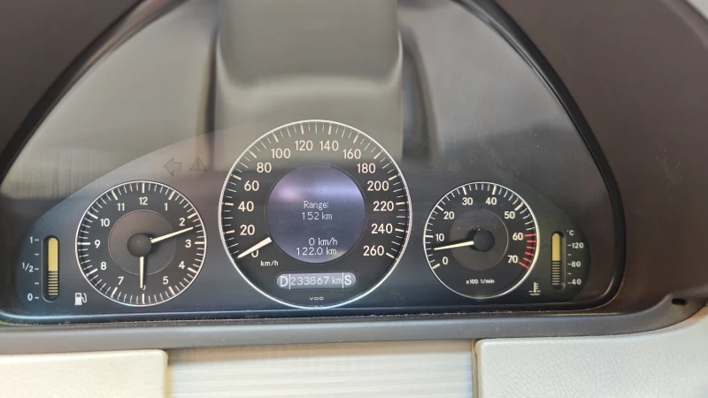 Mercedes-Benz CLK 320 LPG, снимка 4 - Автомобили и джипове - 52551770