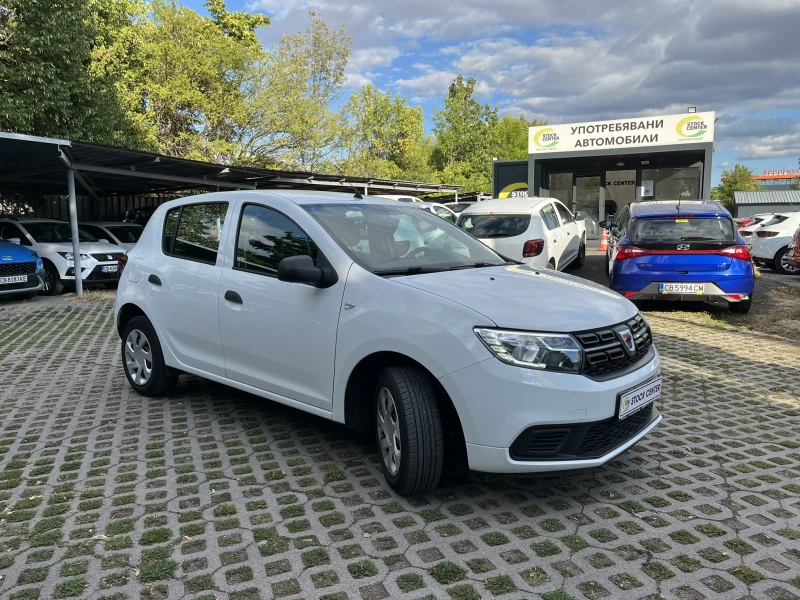 Dacia Sandero TCE 100 k.c + LPG 4 бр налични, снимка 3 - Автомобили и джипове - 51570627