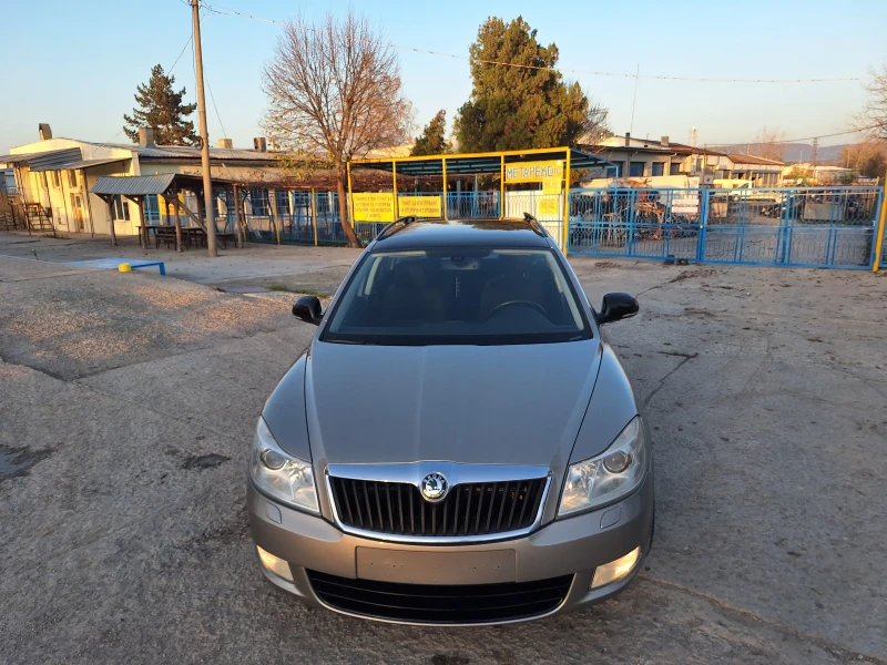 Skoda Octavia 1.6, снимка 10 - Автомобили и джипове - 52511961