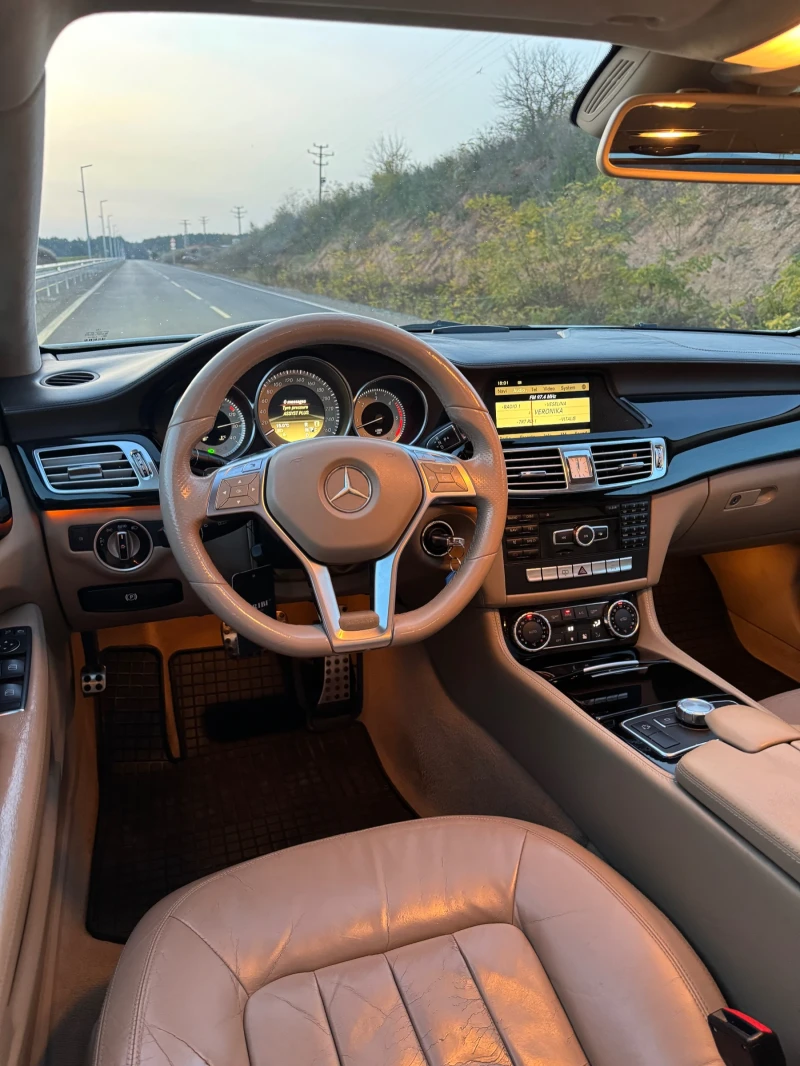 Mercedes-Benz CLS 350 AMG-LINE, снимка 11 - Автомобили и джипове - 52678275