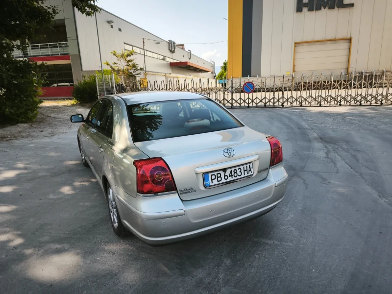 Toyota Avensis, снимка 2 - Автомобили и джипове - 52740719