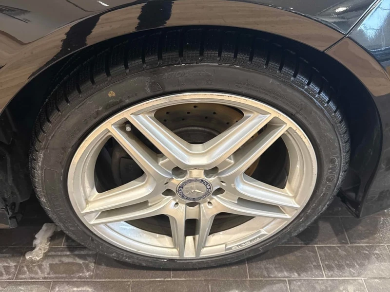 Mercedes-Benz E 350 CARFAX, снимка 12 - Автомобили и джипове - 53120408