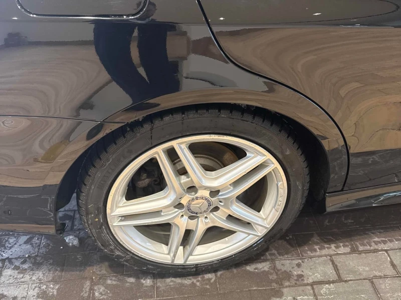 Mercedes-Benz E 350 CARFAX, снимка 11 - Автомобили и джипове - 53120408
