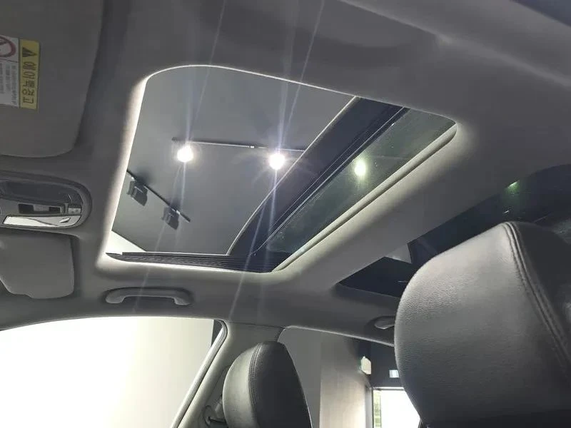Kia K5, снимка 15 - Автомобили и джипове - 56707593
