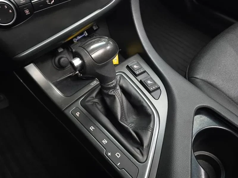 Kia K5, снимка 8 - Автомобили и джипове - 56707593