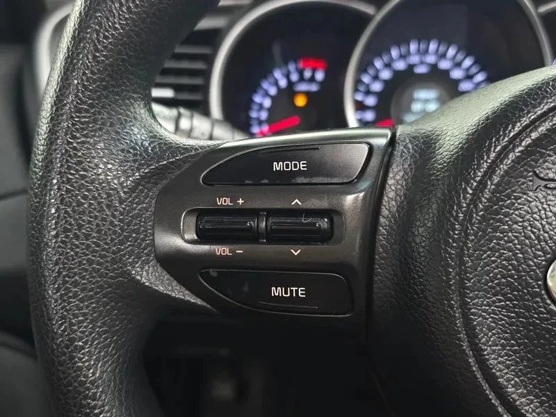 Kia K5, снимка 16 - Автомобили и джипове - 56707593