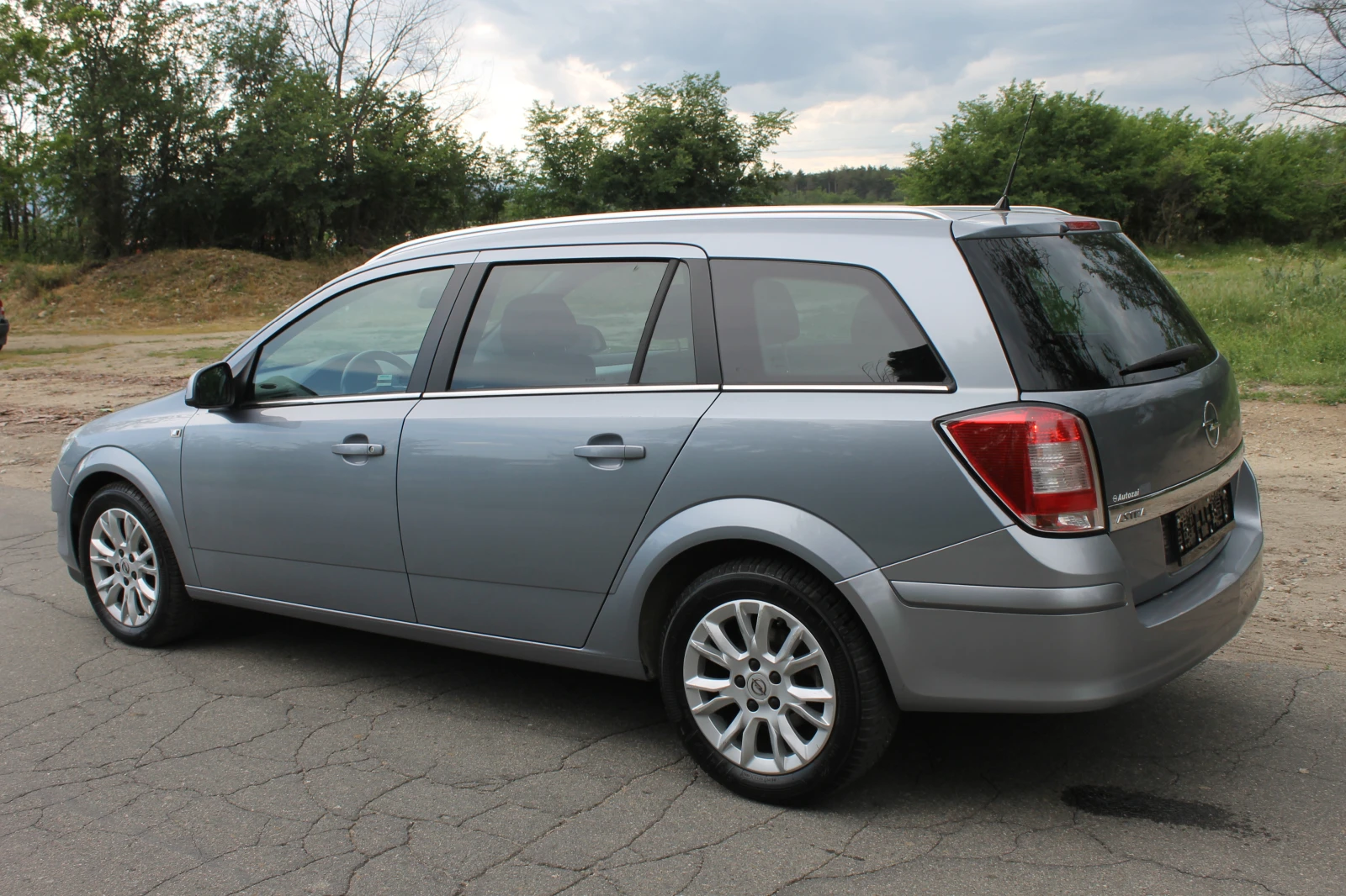 Opel Astra 173000км, Италия, ГАЗ - изображение 5