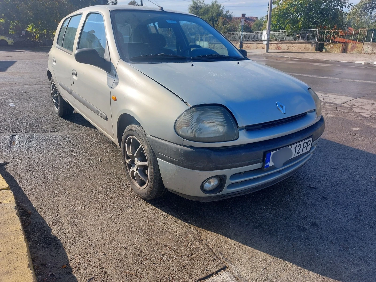 Renault Clio  - изображение 6