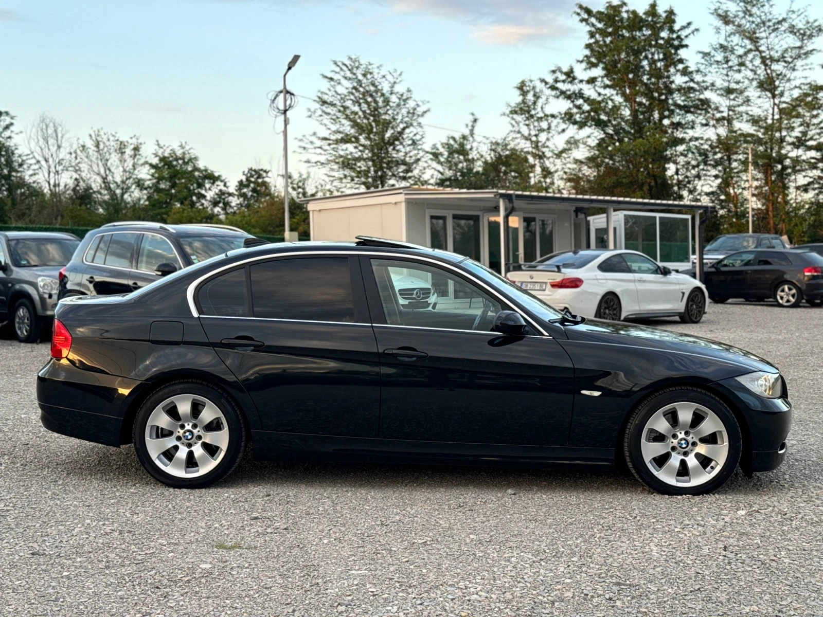 BMW 330 Навигация, Задно, 231к.с, Рекаро. - изображение 8