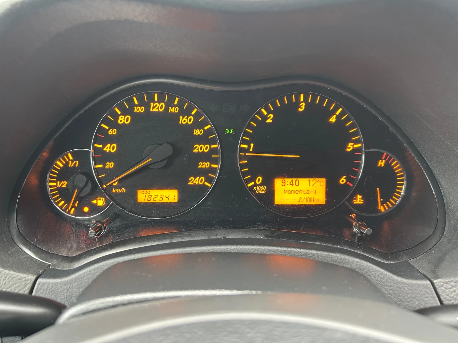 Toyota Avensis 2.0 D4D 6 скорости ФЕЙС 2008г. | Mobile.bg — изображение 8