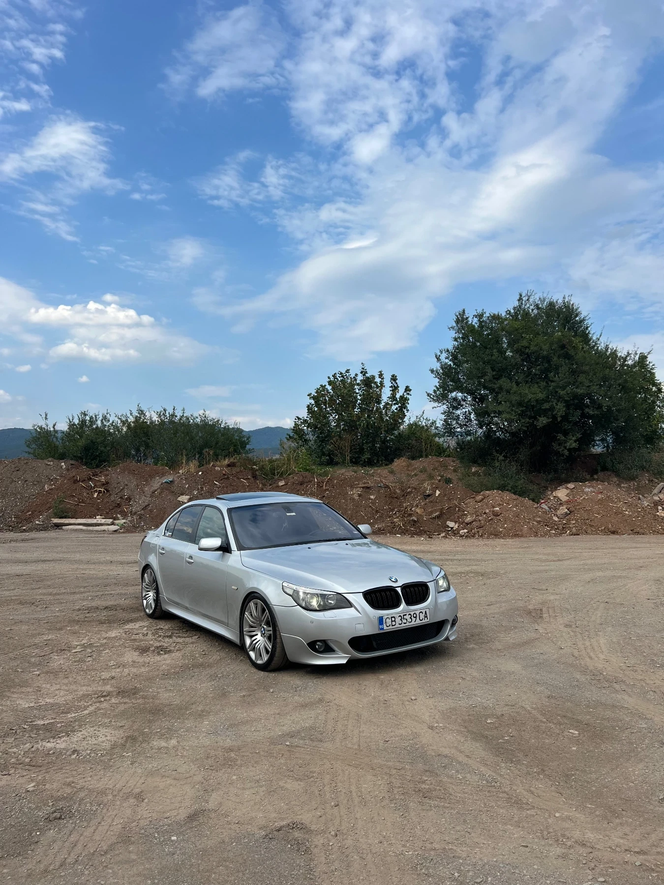 BMW 530 Keyless/head up - изображение 5