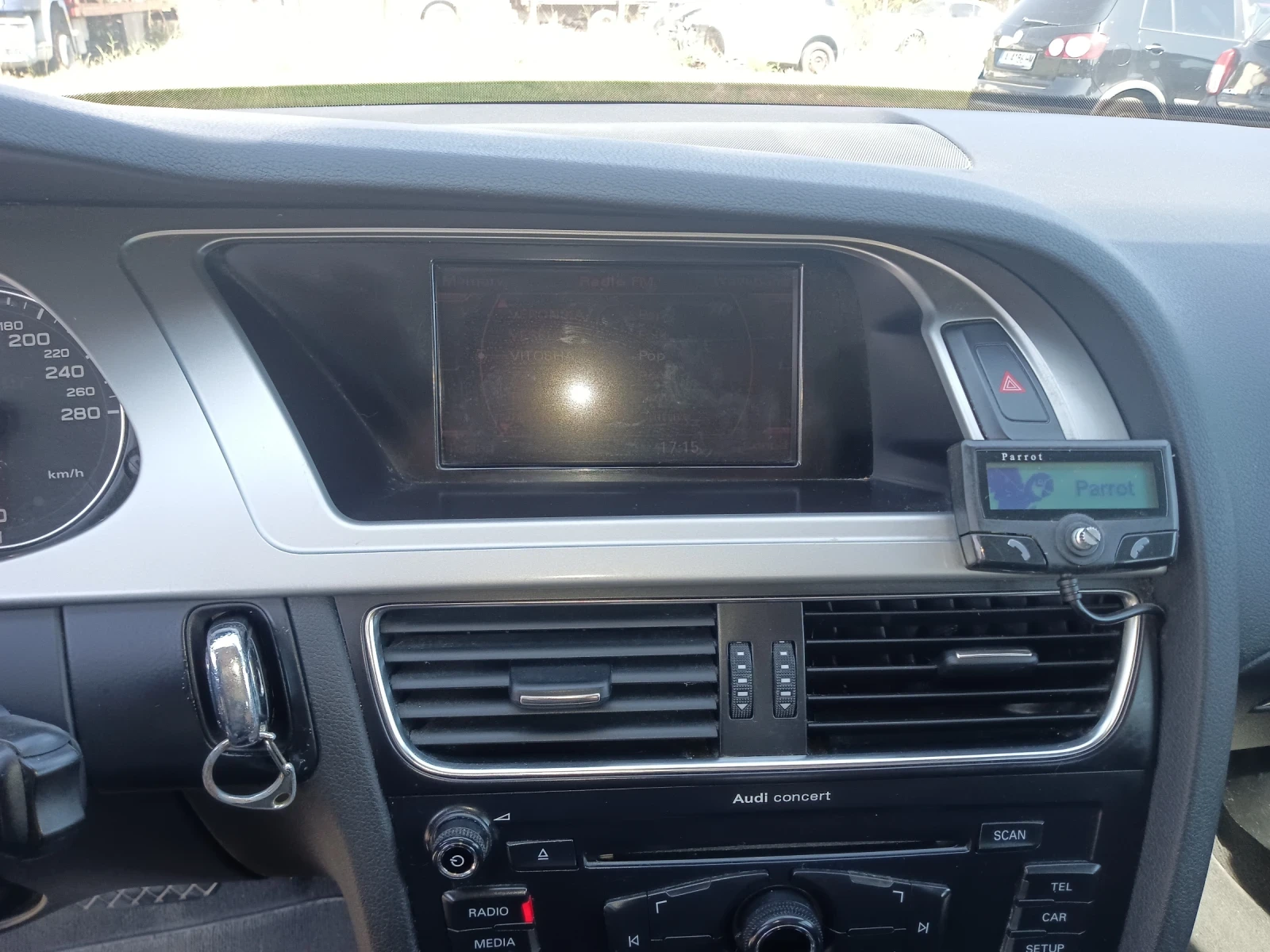 Audi A4 2.0DIESEL-COMMONRAIL-AUTOMATIC-AUSTRIA-КЛИМАТРОНИК | Mobile.bg — изображение 13