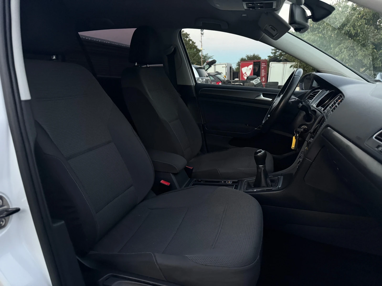 VW Golf VII 1.6TDi  - изображение 10