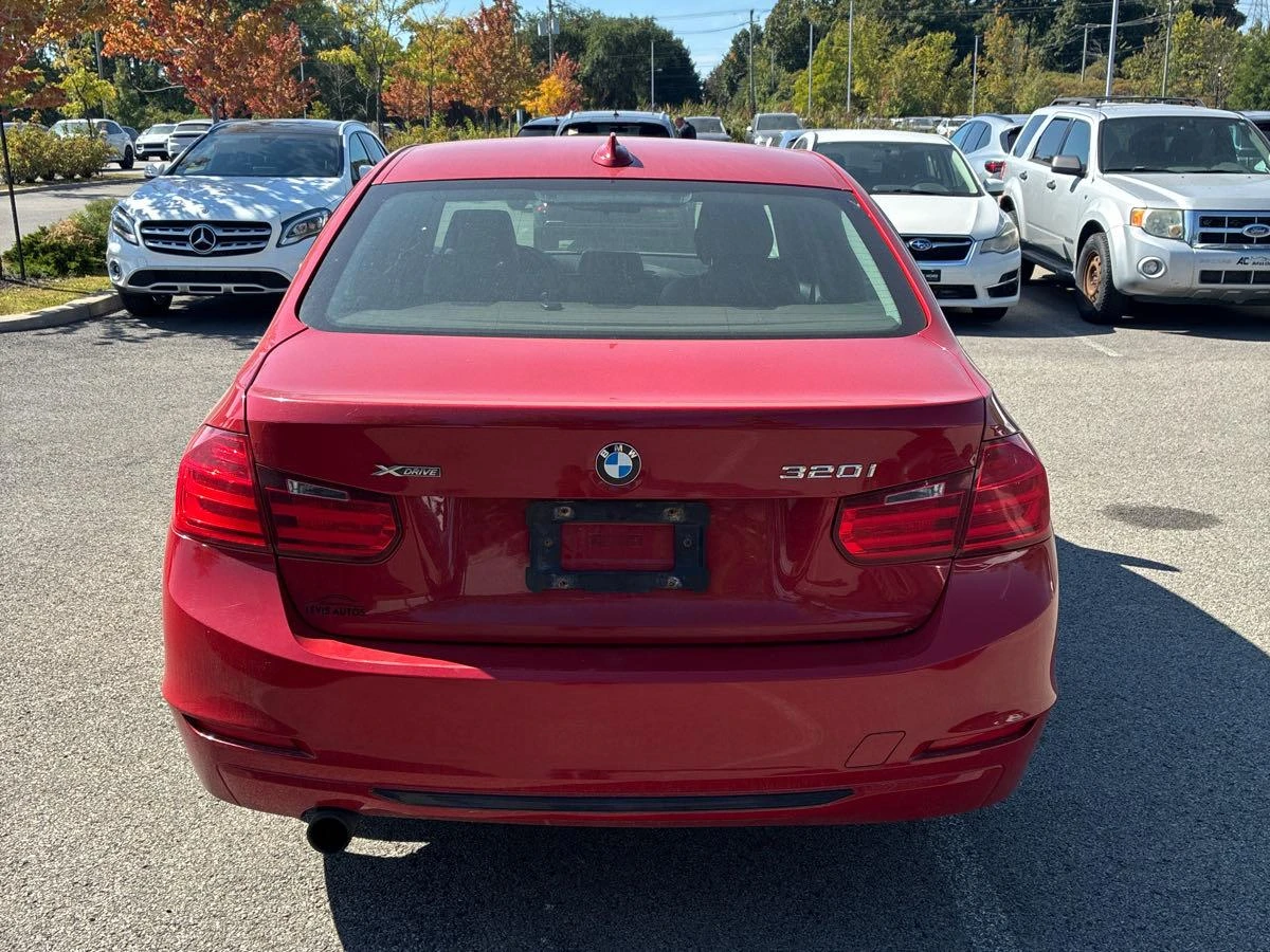 BMW 320 320i xDrive* Авто финансиране* Карфакс - изображение 4