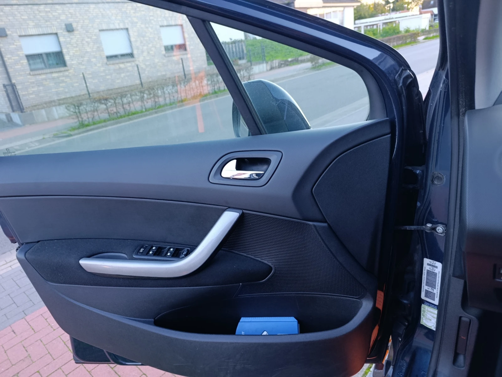 Peugeot 308 1.6HDI - изображение 7