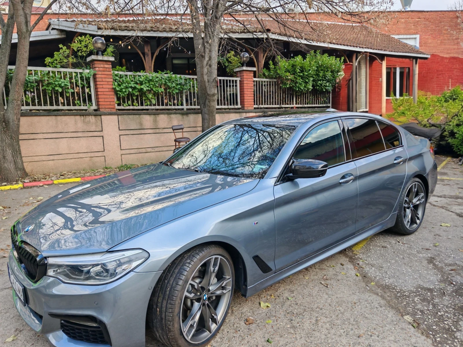 BMW 540 ixDriveM-sport-package* stock* Топ състояние110000 - изображение 3