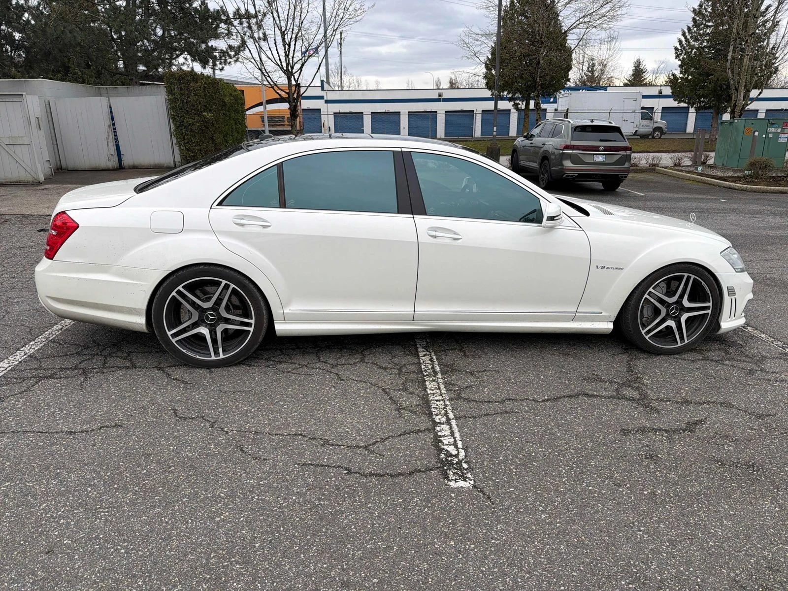 Mercedes-Benz S 63 AMG С РЕГИСТРАЦИЯ & АВТО КРЕДИТ, снимка 3 - Автомобили и джипове - 53796890