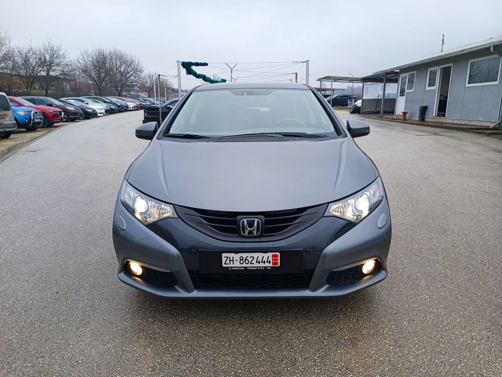 Honda Civic 1.8i-140кс-ШВЕЙЦАРИЯ-РЪЧКА-ДИСТРОНИК-FULL екстри