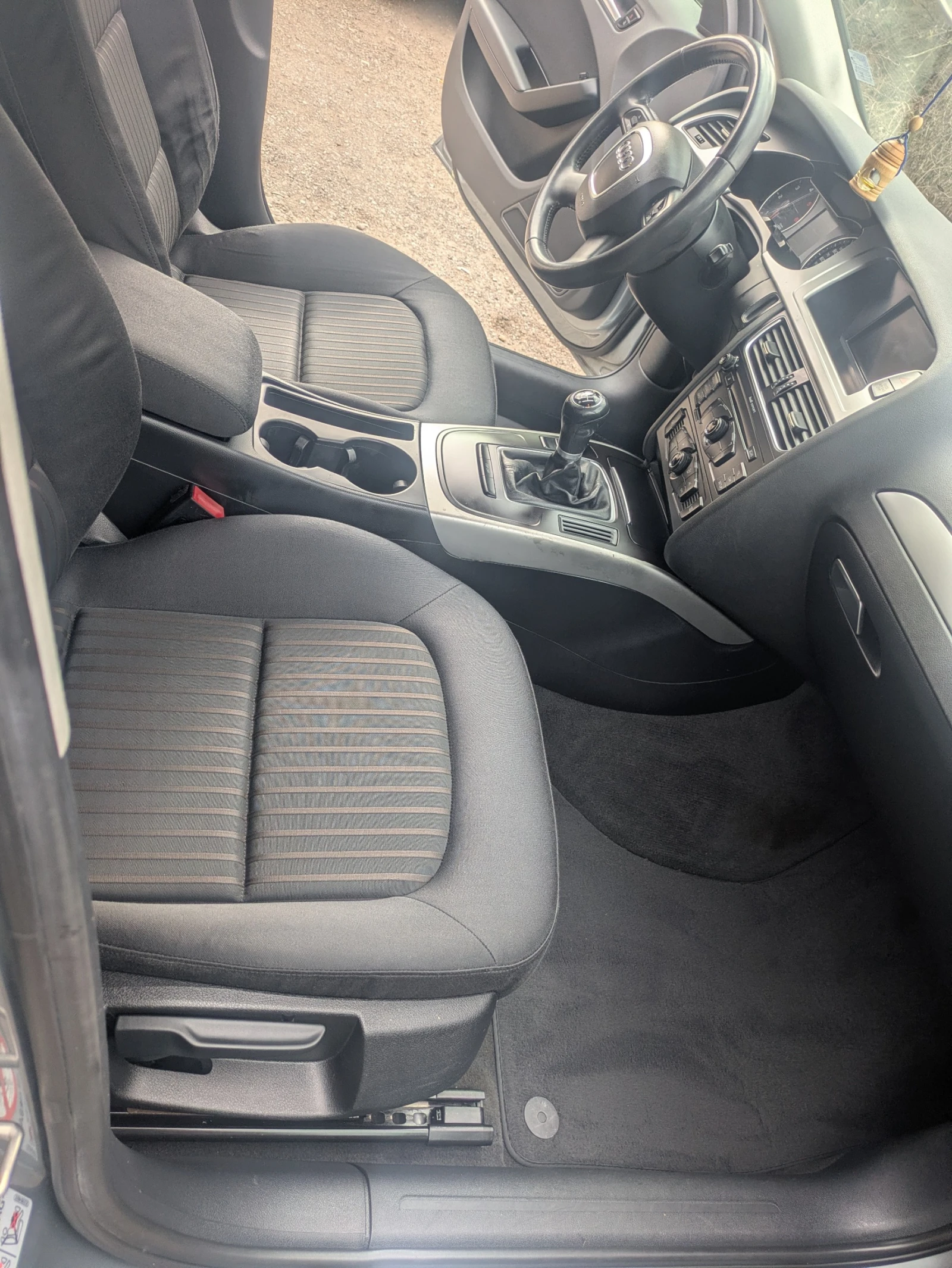 Audi A4 B8 , снимка 12 - Автомобили и джипове - 54039609