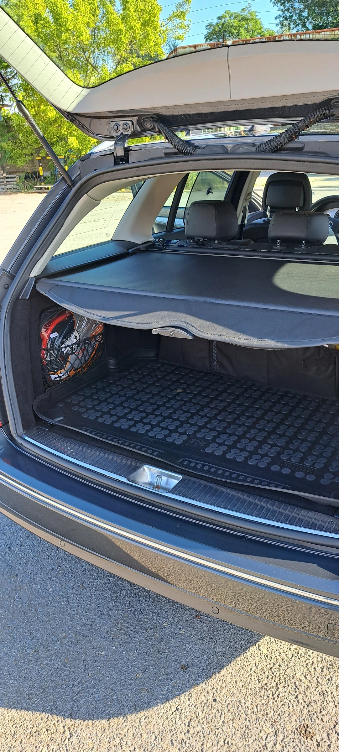 Mercedes-Benz C 200 Ц 200, снимка 10 - Автомобили и джипове - 54087199