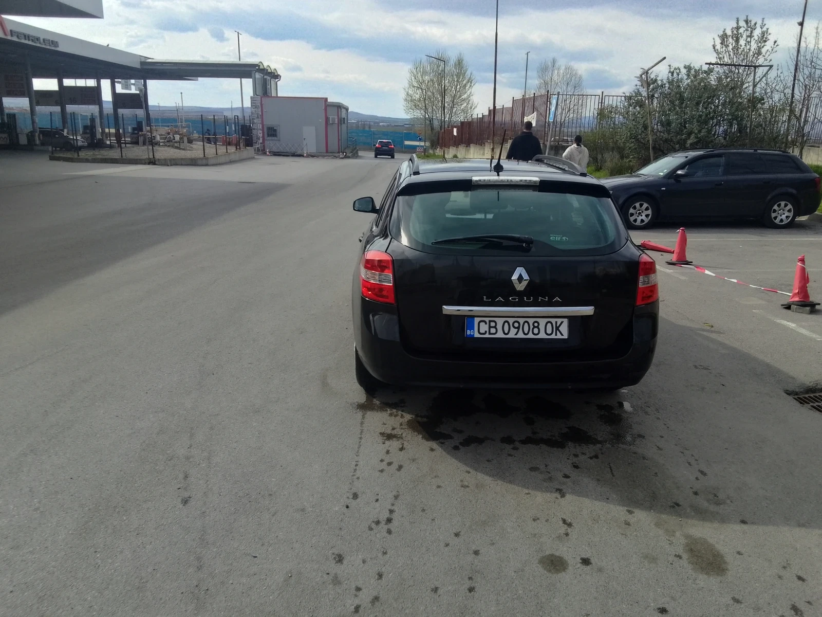 Renault Laguna 3, снимка 11 - Автомобили и джипове - 54341975