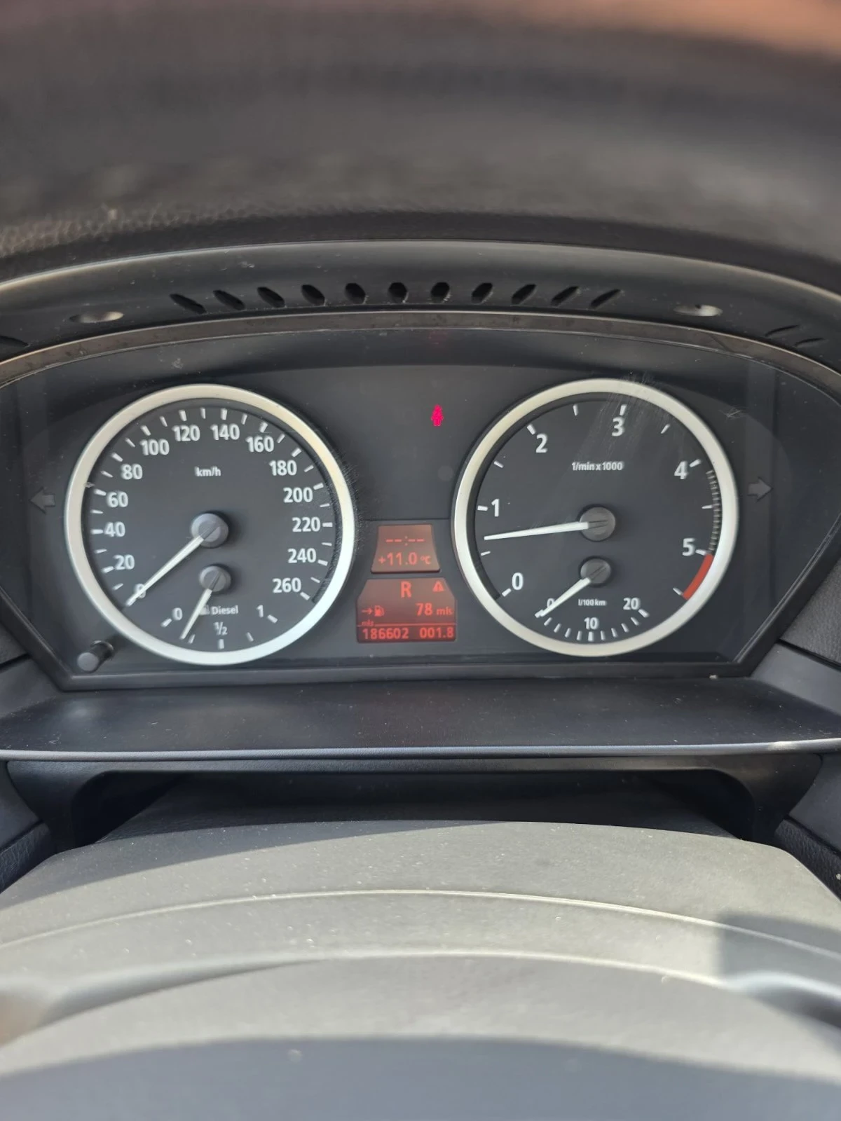 BMW 530 Д, снимка 15 - Автомобили и джипове - 54427561