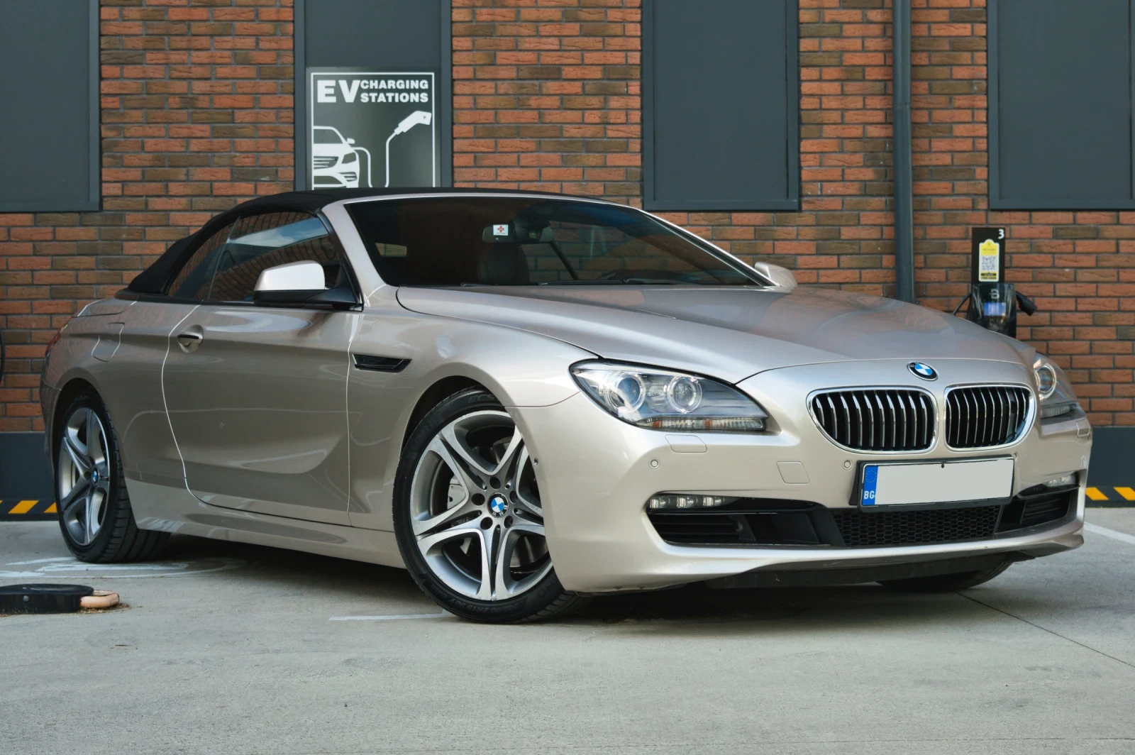 BMW 640 i Convertible, снимка 4 - Автомобили и джипове - 54649809